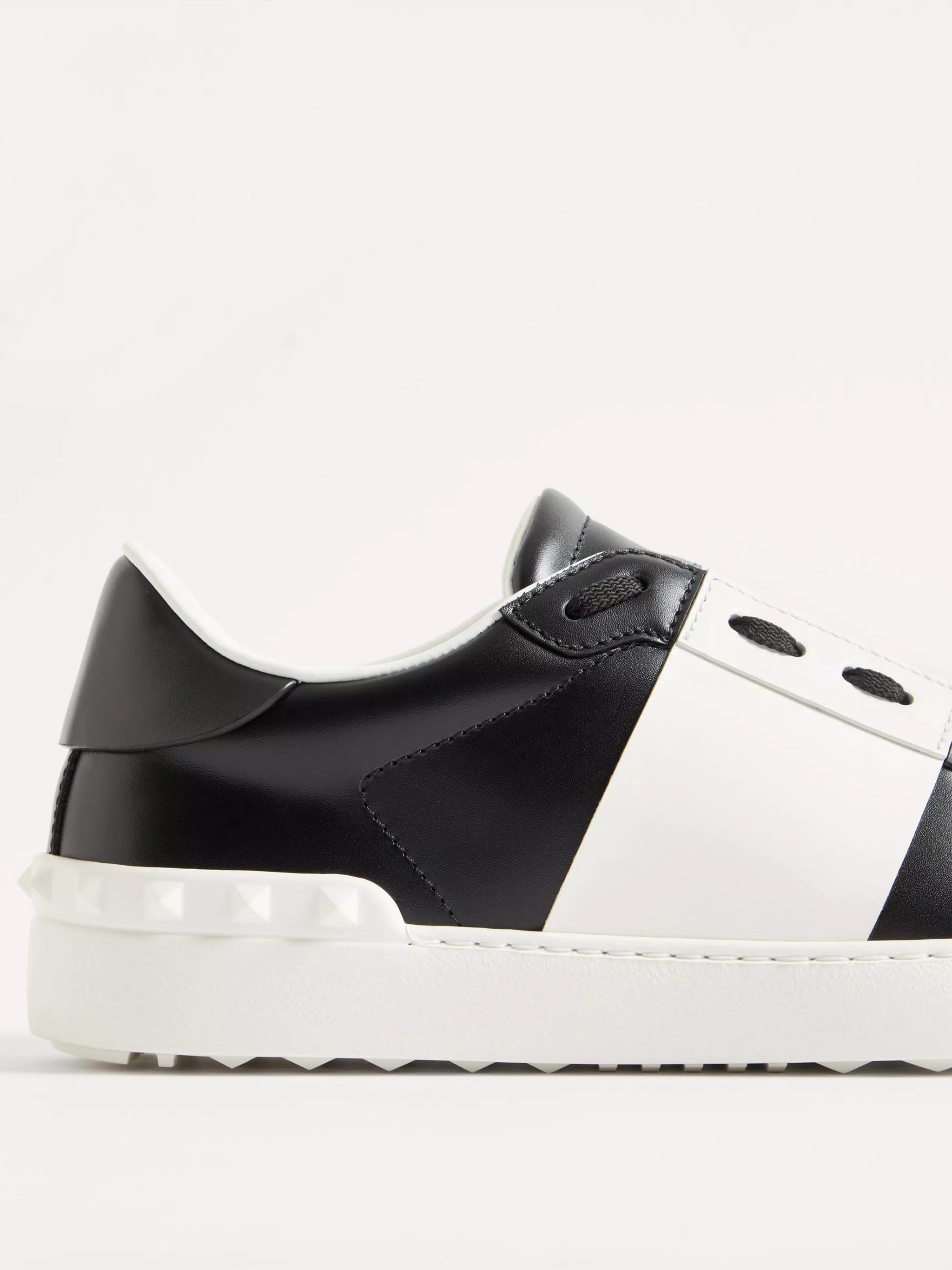 Black/White Sneaker Low-Top Color Block Sneakers