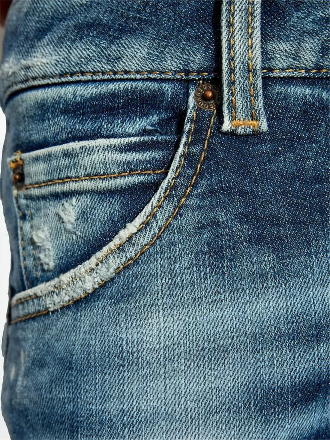 Ankle-Length Denim Pants with Distressed Detailing