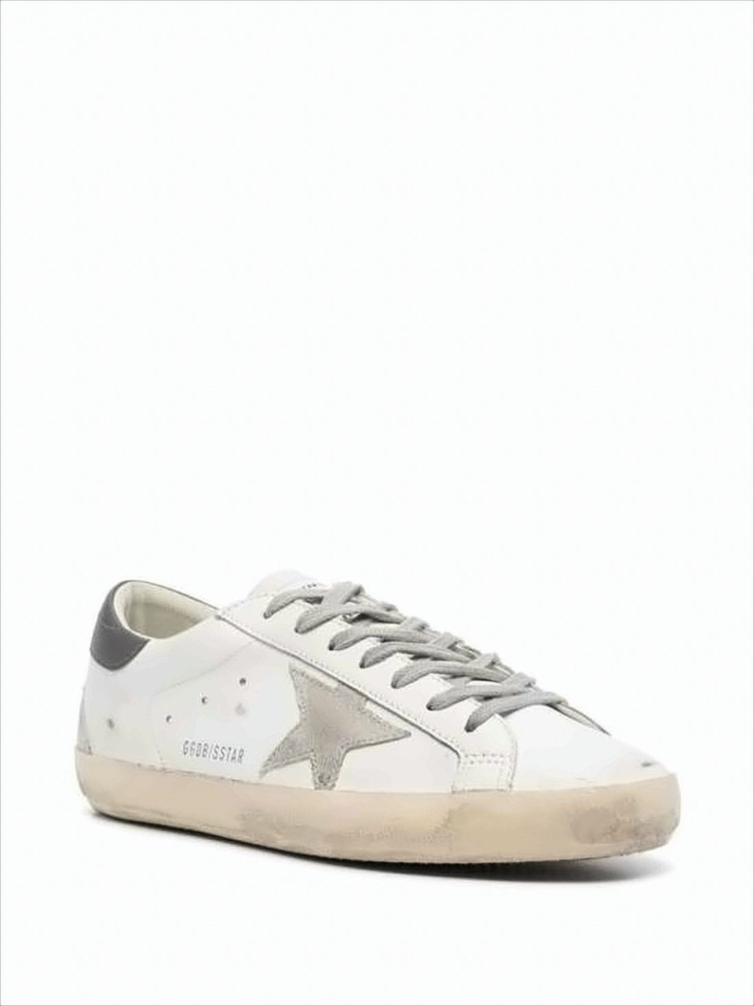 Distressed Low-Top Sneakers with Vintage Appeal