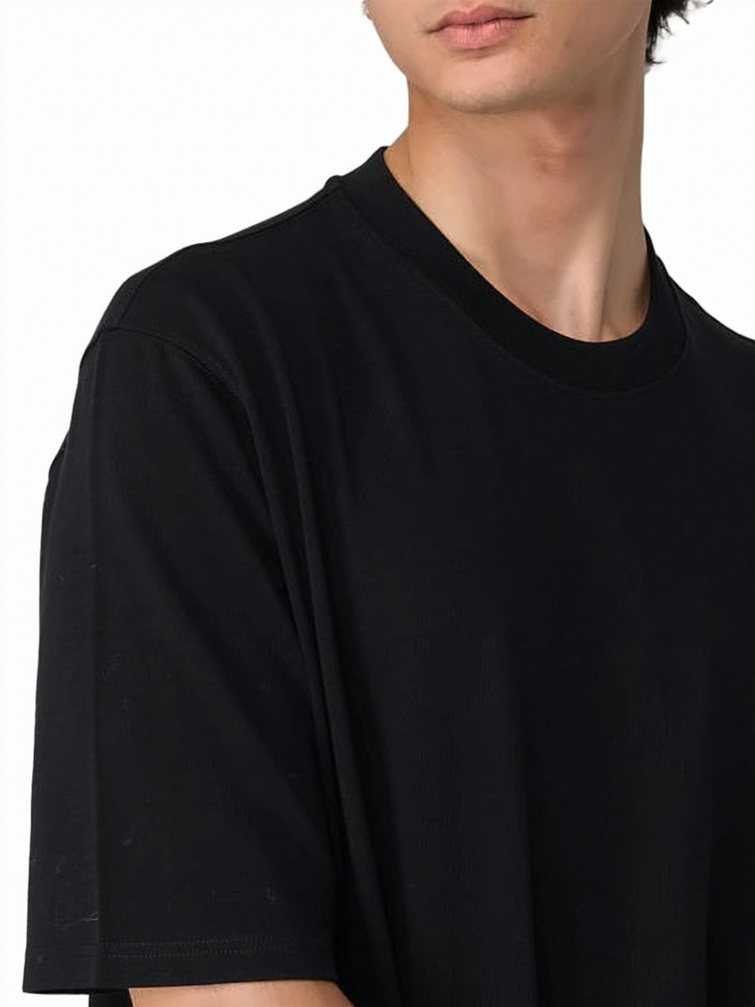 Classic Short-Sleeve T-Shirt with Neat Stitching