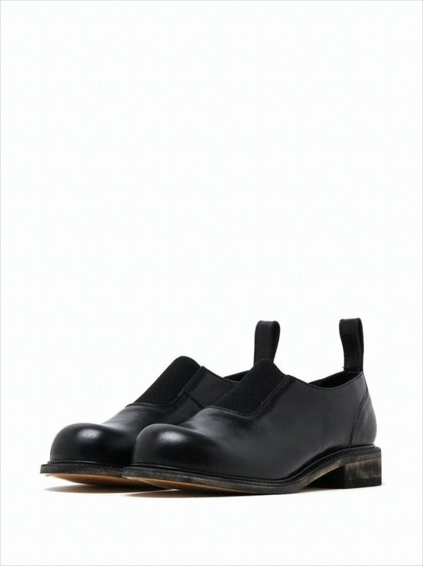 Smooth Black Leather Loafers with Vintage Touch