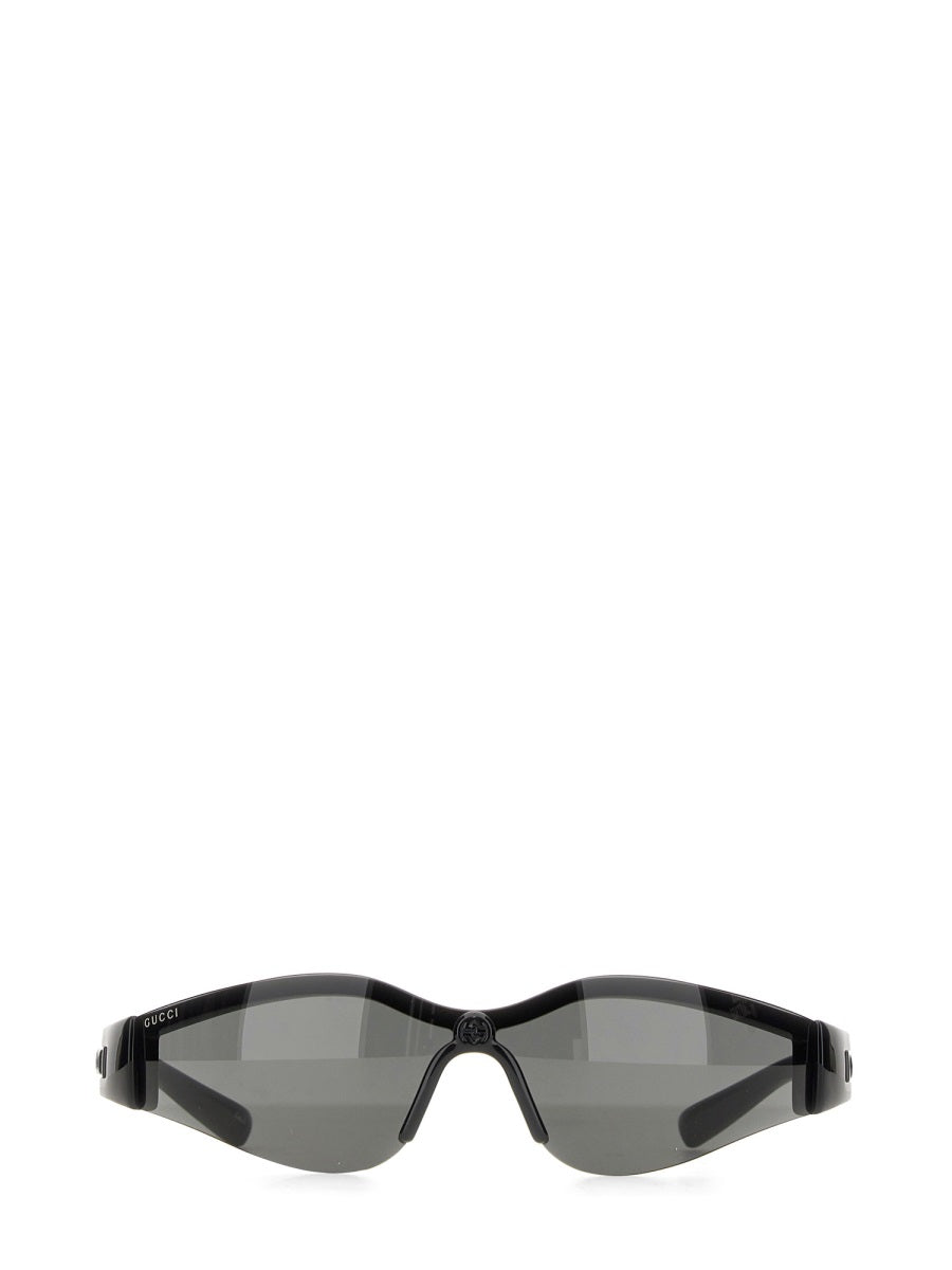 Mask-Like Sunglasses with Contemporary Design