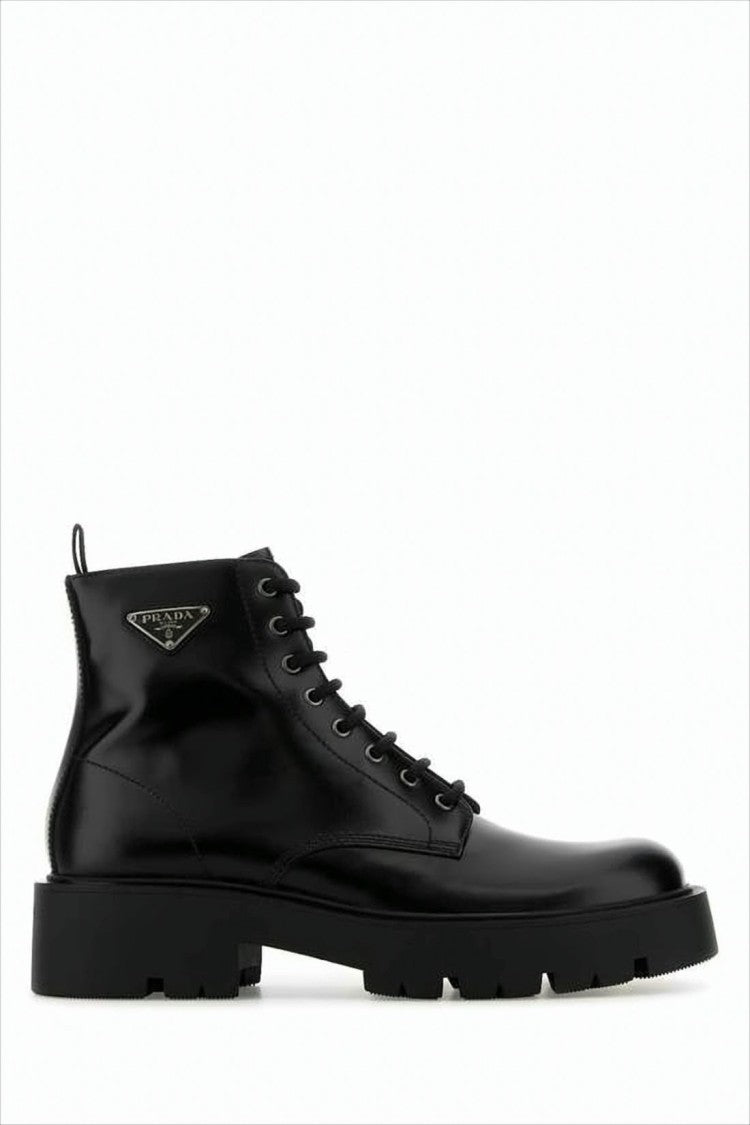 Black Calf Leather Ankle Boots With Lace-Up Detail