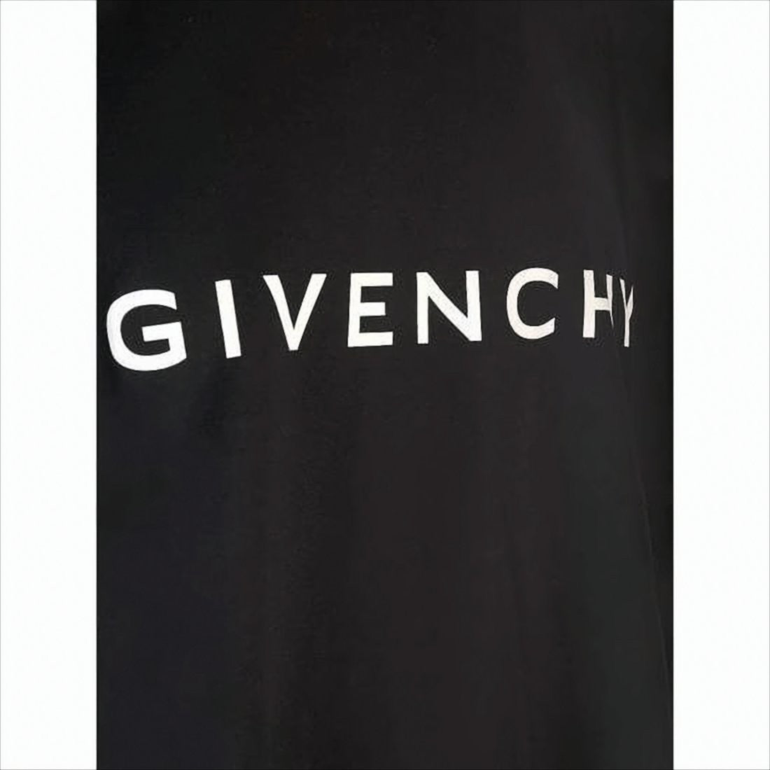 Relaxed-Fit Black T-Shirt with Bold Logo Print