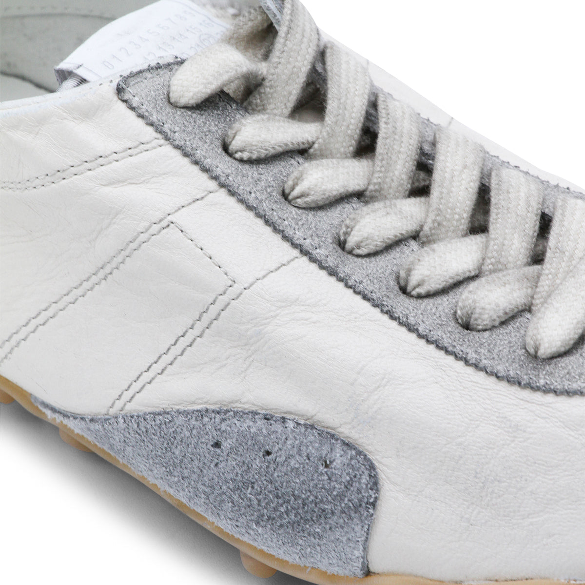 Low-Top White Leather Sneakers With Central Stripe Detail