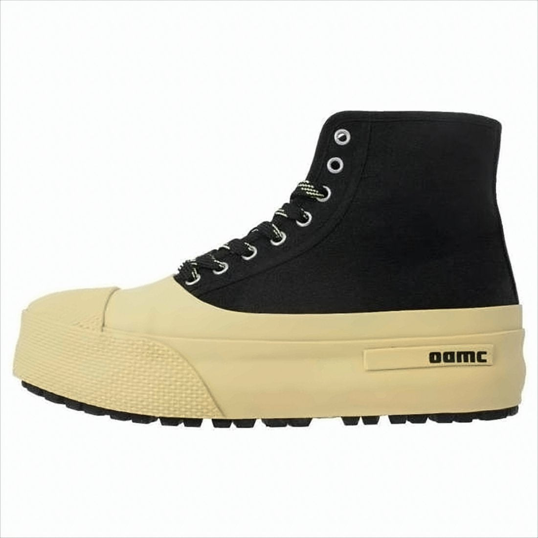 High-Top Sneakers with Rugged Tread