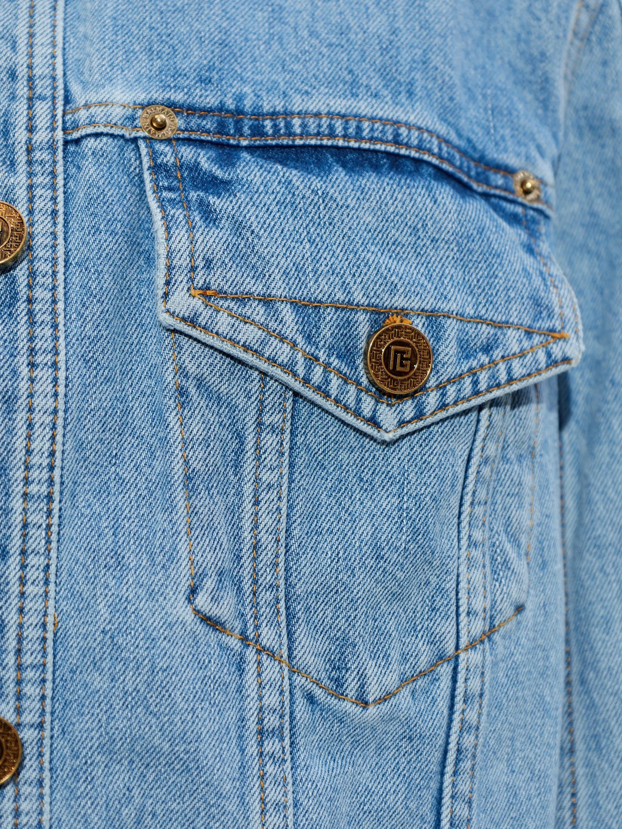 Cropped Light Blue Denim Jacket