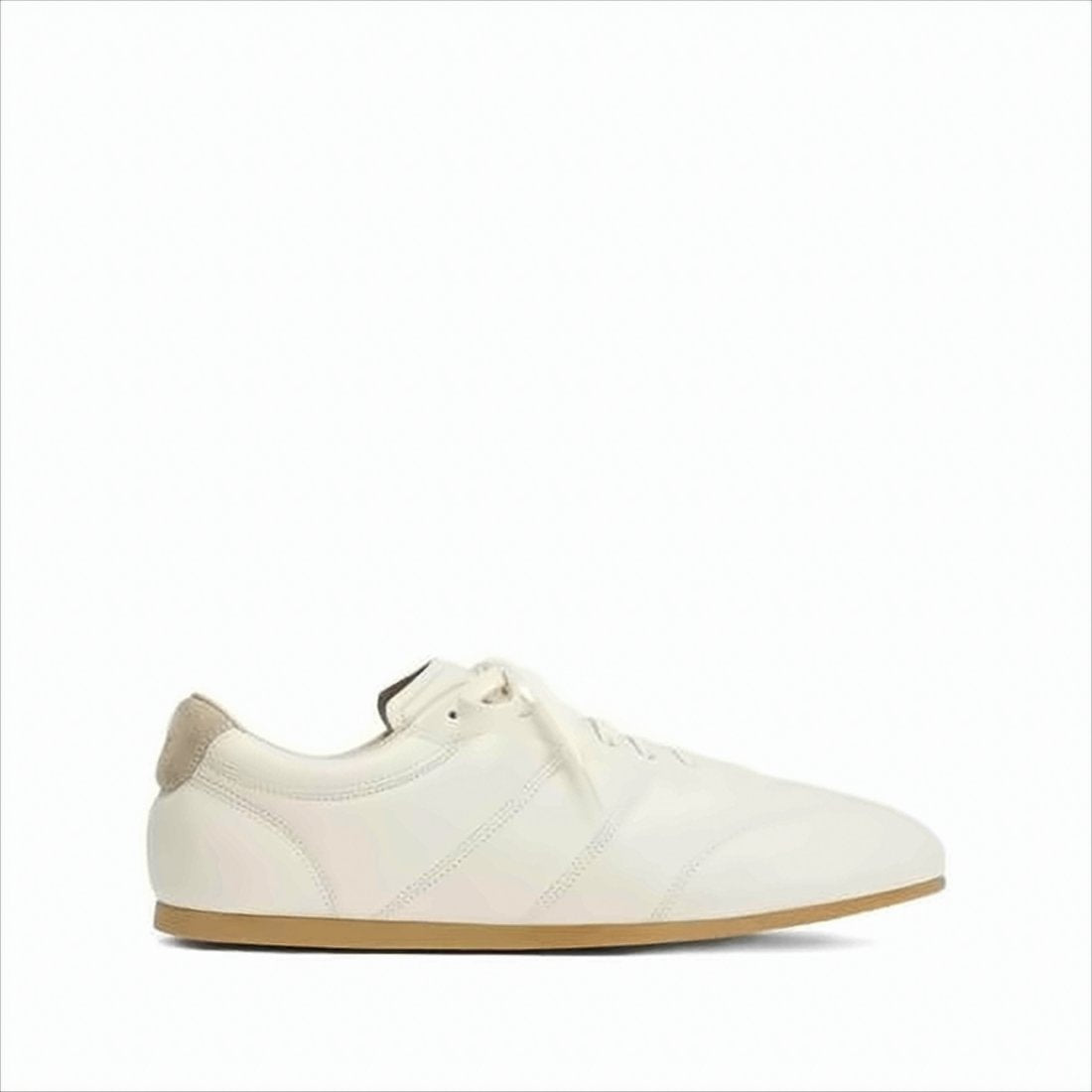 Low-Top Minimalist Sneakers in Smooth Lambskin Leather