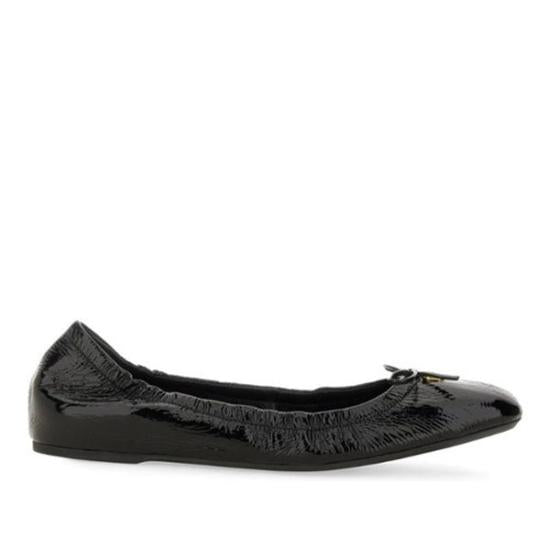 Glossy Black Leather Flats with Ruched Detailing and Bow Accent