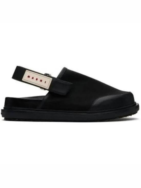 Closed Toe Sandals with Mesh Upper and Adjustable Strap