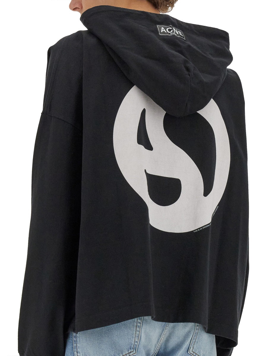 Cropped Boxy Hoodie With Drawstring And Graphic Accent