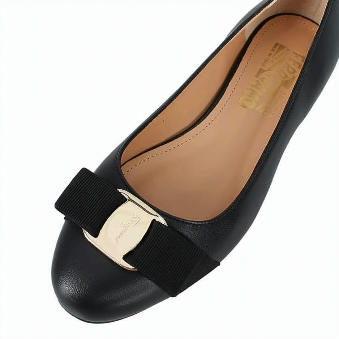 Textured Cowhide Leather Flat Shoes