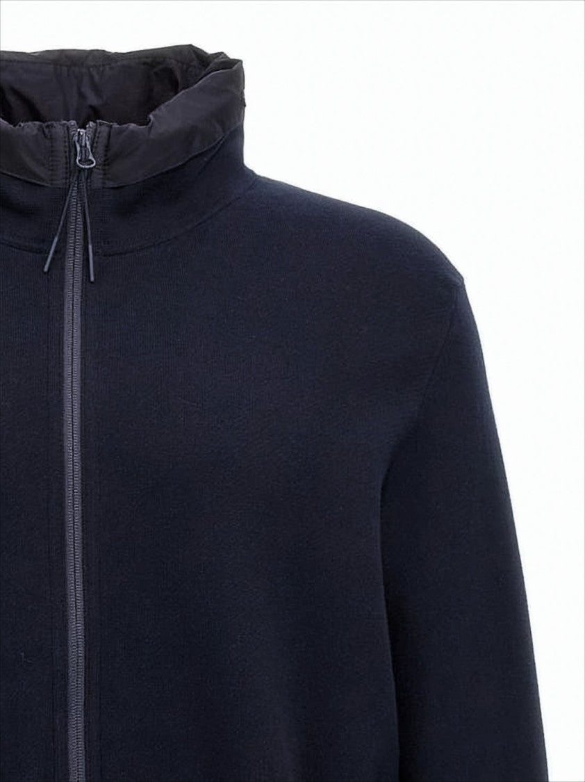 Minimalist Casual Jacket With High Collar And Textured Pocket
