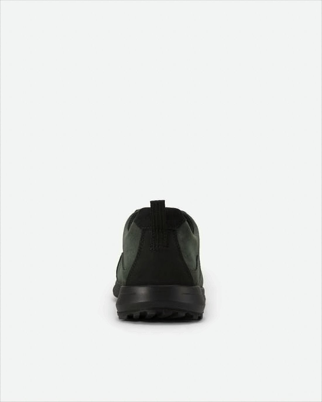 Matte Finish Low-Profile Outdoor Shoes