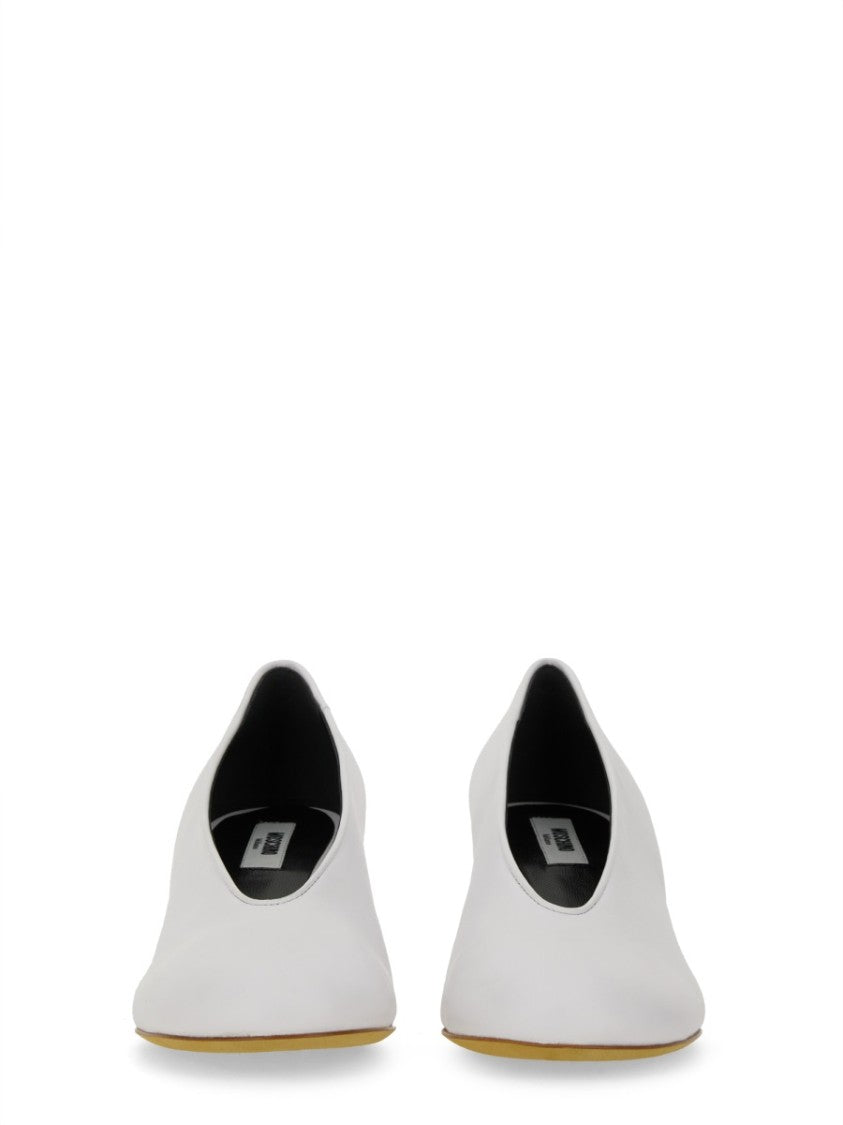 Decollete "Duck" Pumps