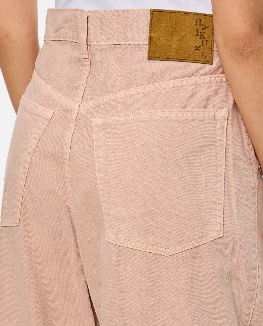 Wide High-Waisted Jeans With Relaxed Fit And Pleat Details
