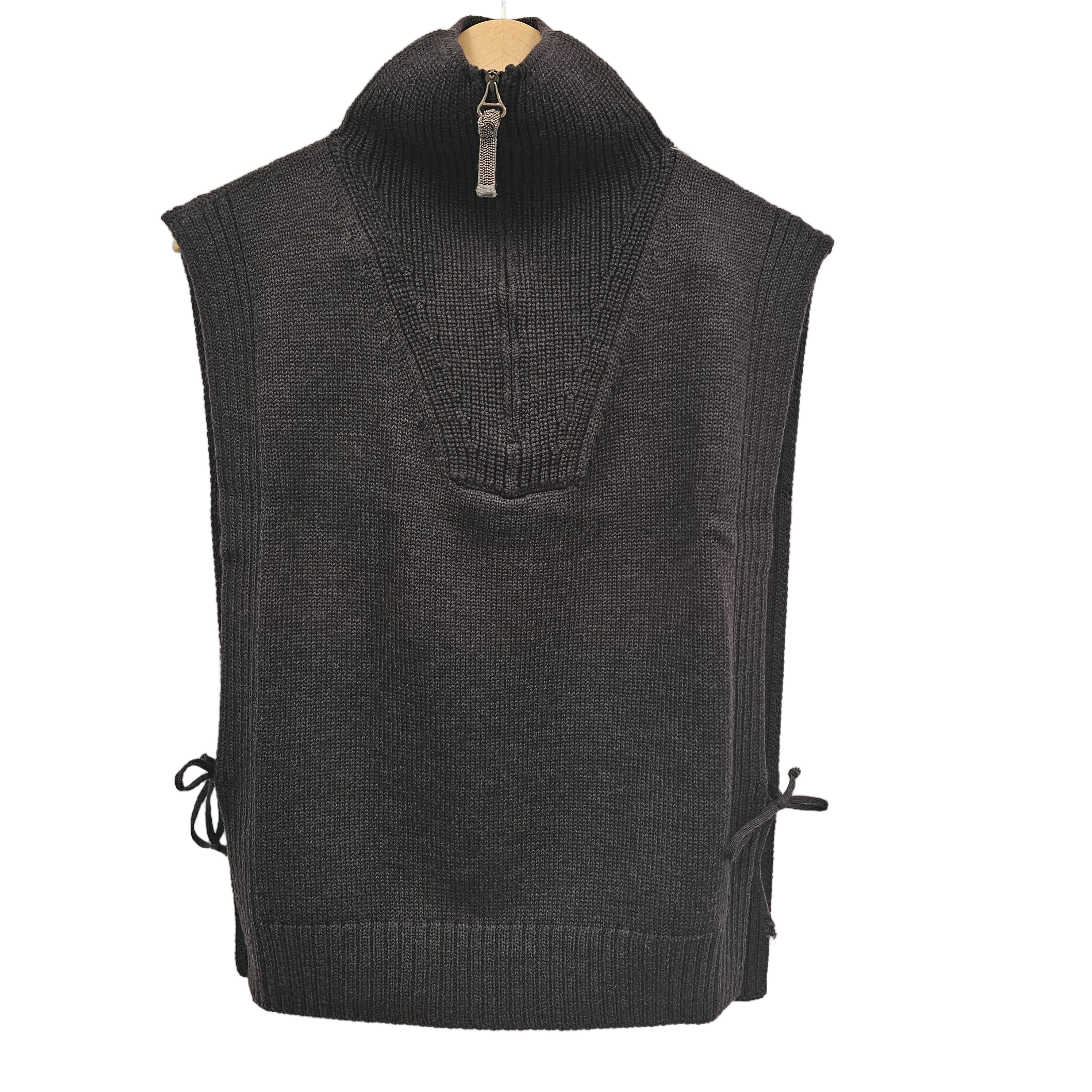 Sleeveless Knit Sweater Vest