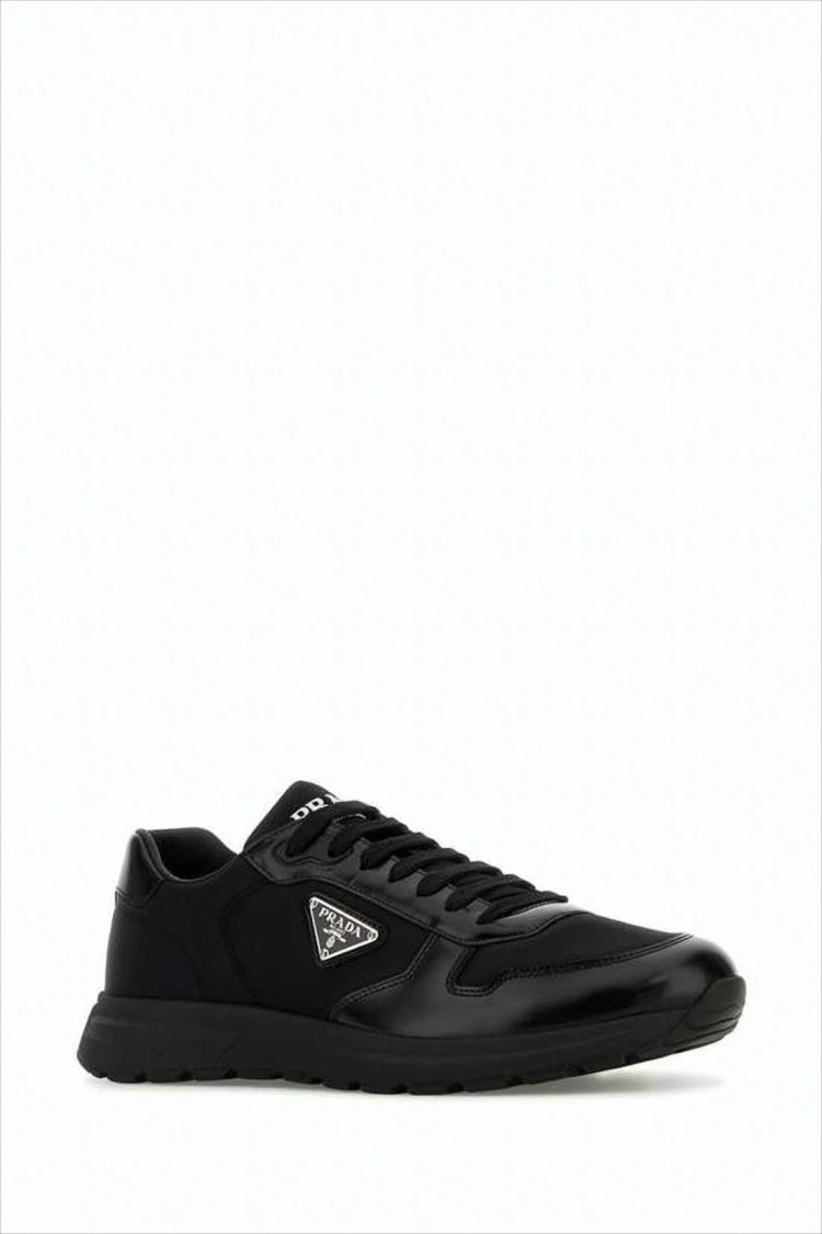 Low-Top Sneakers in Smooth Calf Leather