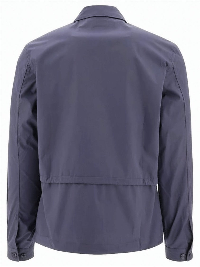 Boxy Silhouette Utility Jacket With Classic Collar And Vented Yoke