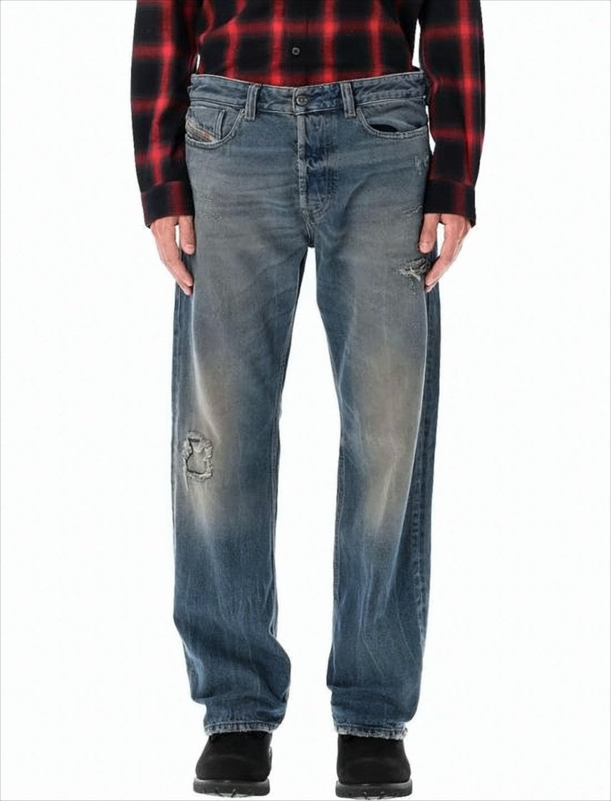 Relaxed Fit Distressed Denim Pants with Vintage Wash