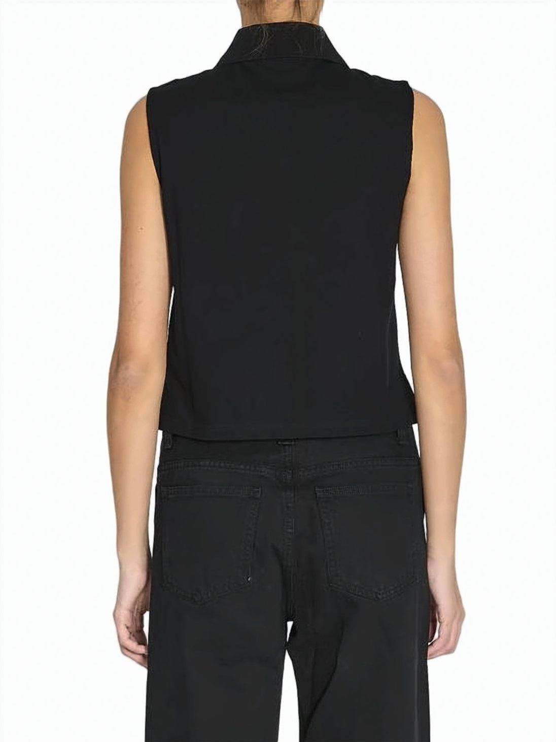 Sleeveless Cropped Polo Top with Three-Button Placket