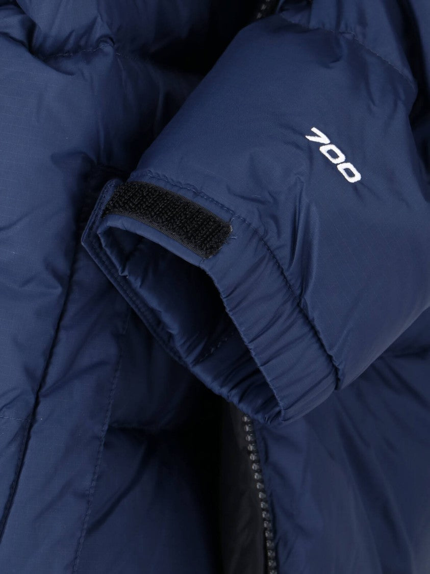 Fitted Women's Jacket With High Collar And Zipper Closure