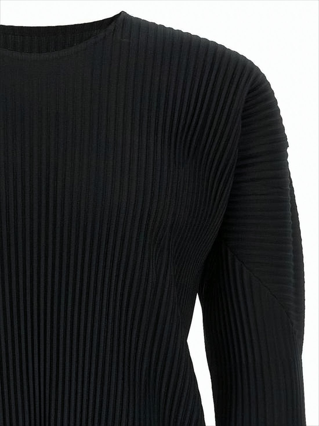 Vertical Pleated Long-Sleeve T-Shirt with Sculptural Textures
