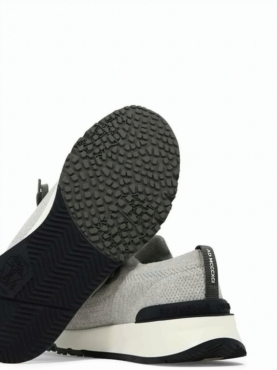 Low-Profile Knitted Fabric Sneakers with Textured Rubber Outsole