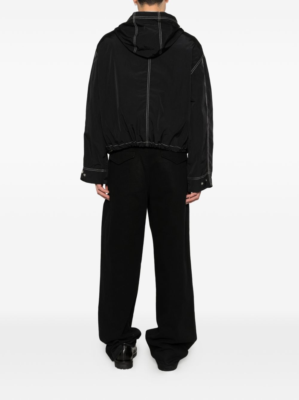 Boxy Cropped Jacket With Zipper Closure