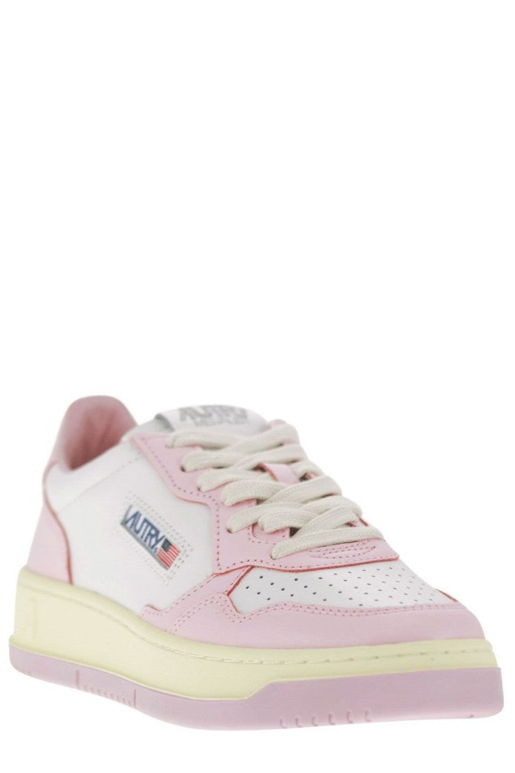 Smooth Leather Low-Top Sneakers with Pastel Accents
