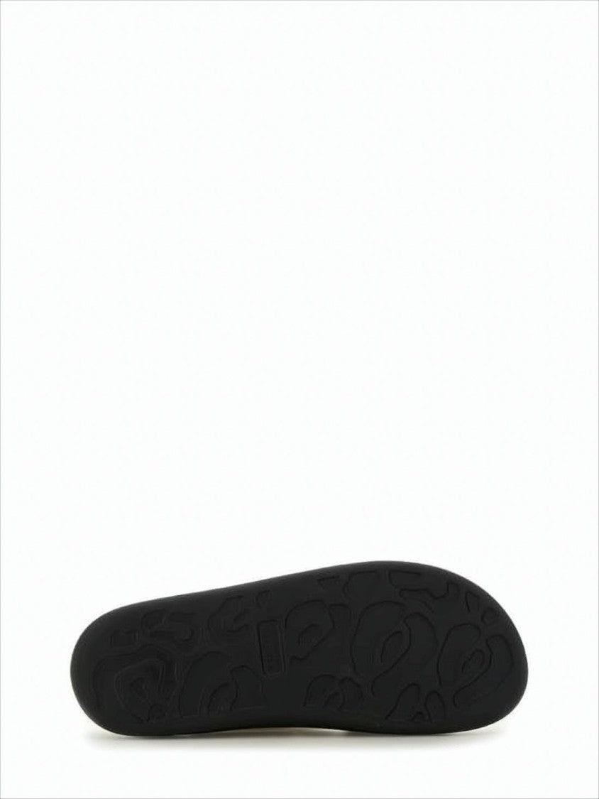 Minimalist Mules with Adjustable Straps and Rubber Sole