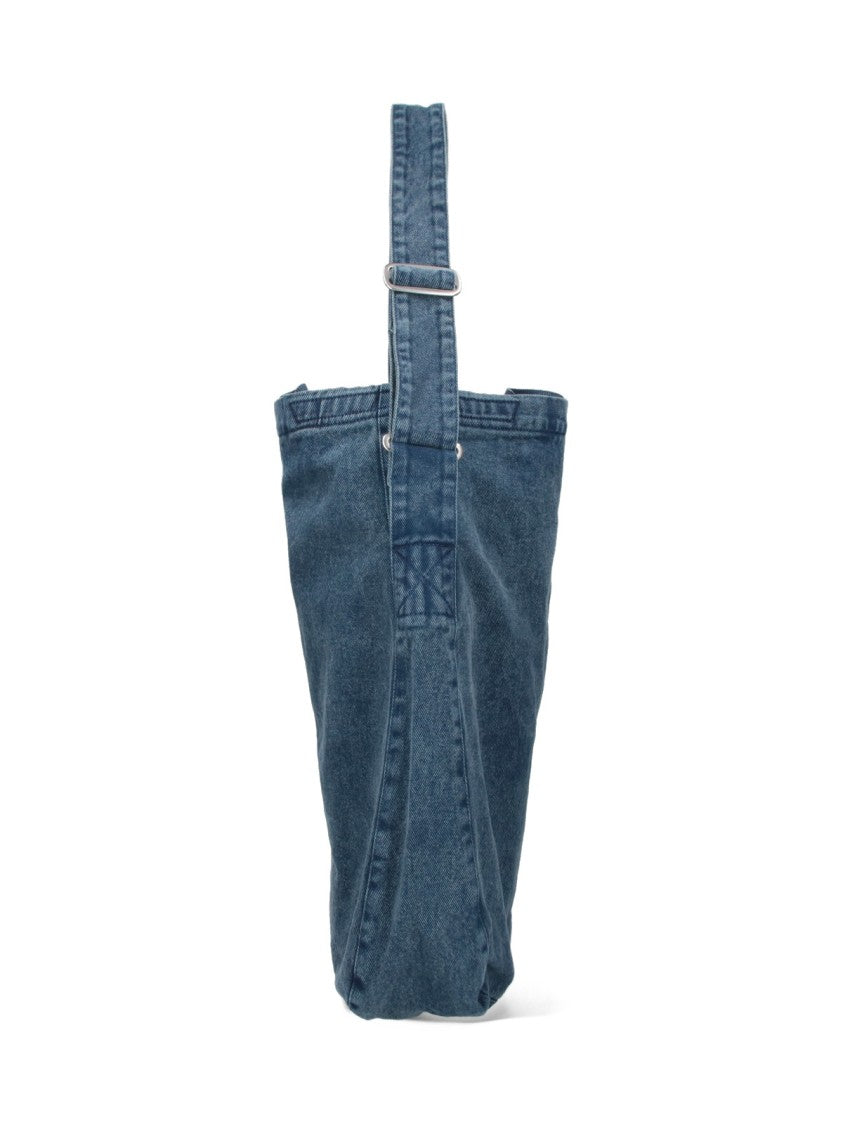 Minimalist Structured Bag With Refined Craftsmanship
