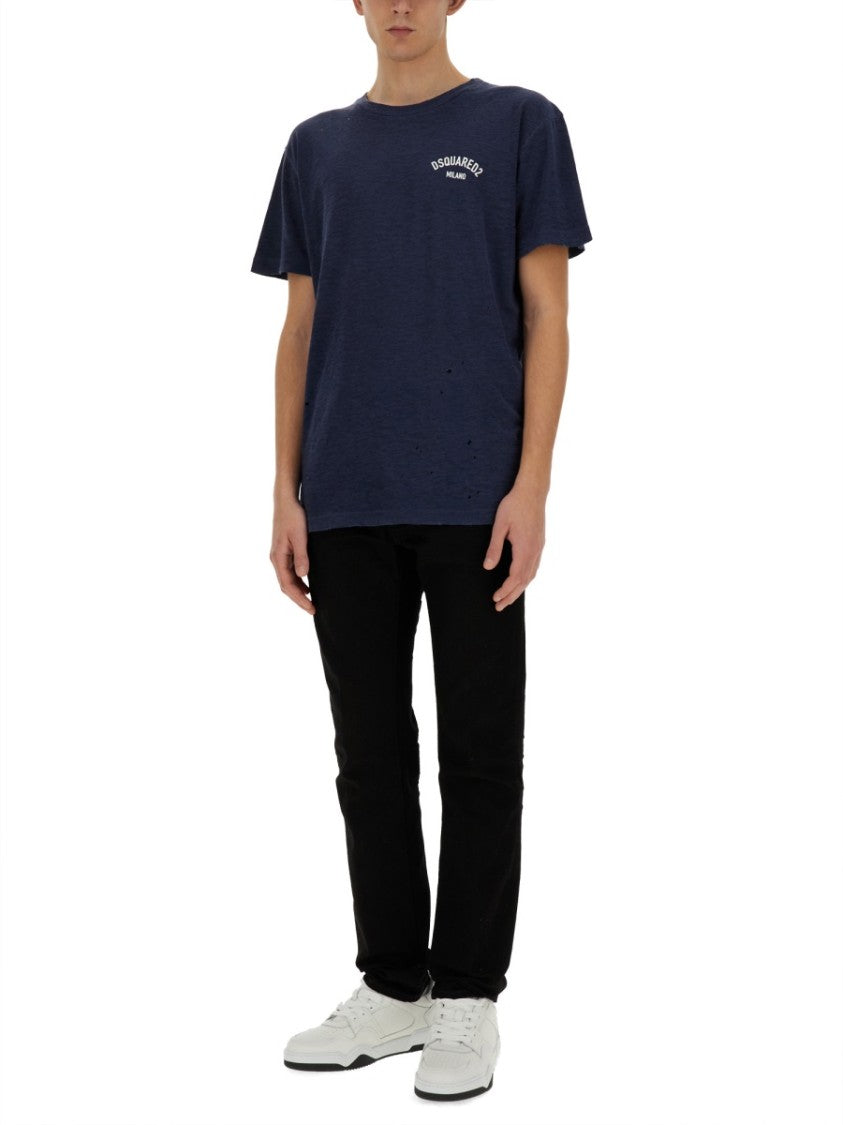 Relaxed-Fit Logo Detail T-Shirt