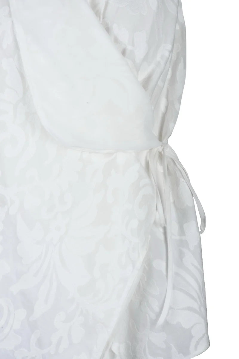 Floral Jacquard Detail Sleeveless White Vest
