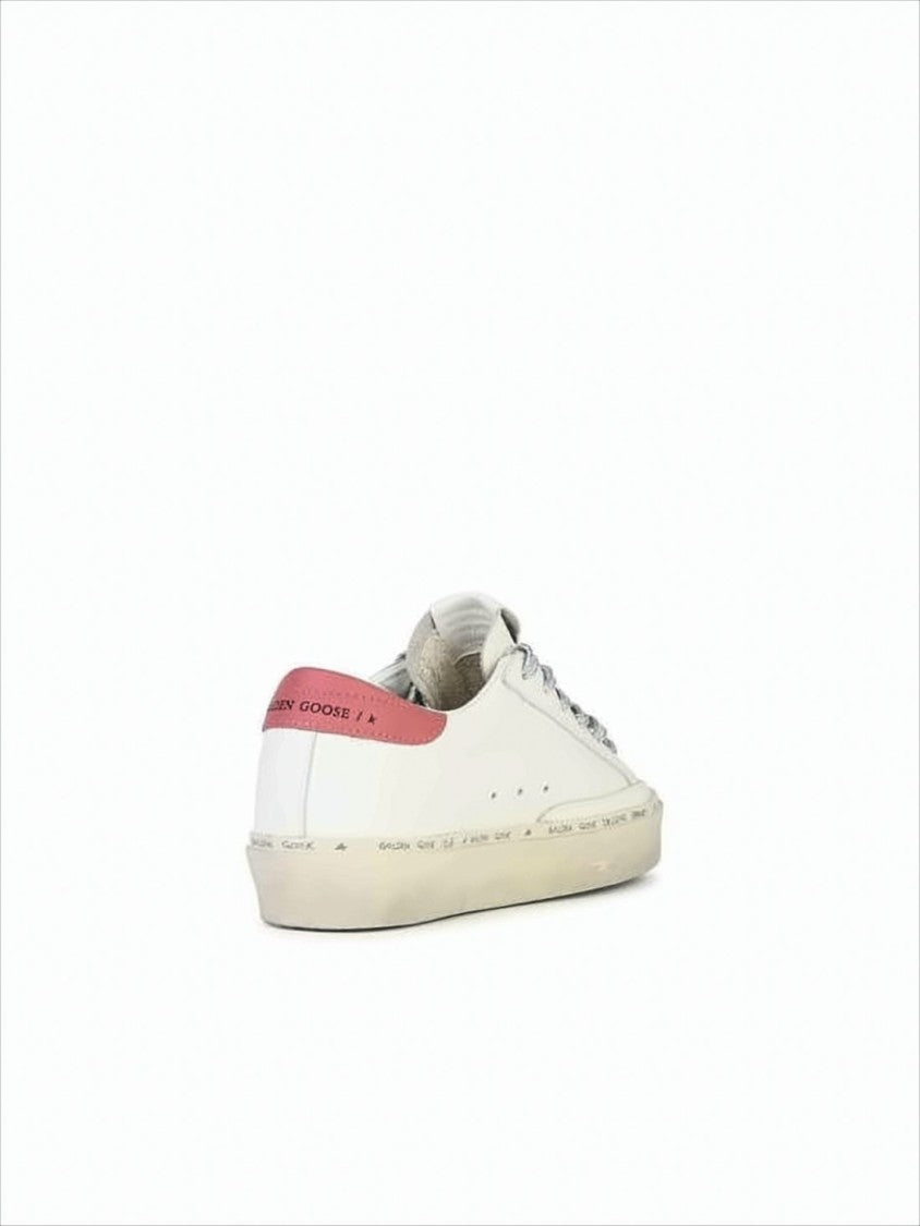 Low-Top Sneakers with Beige Star and Distressed Finish