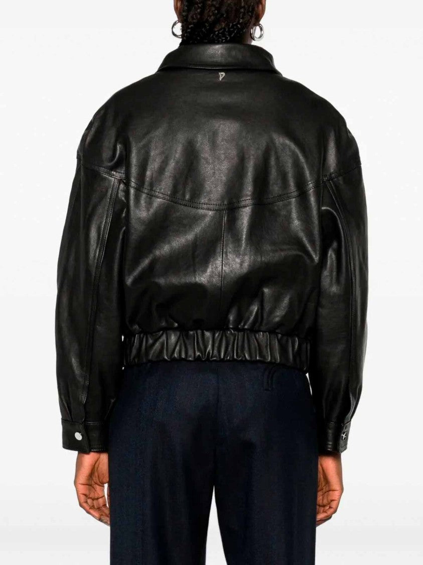 Contemporary Tailored Jacket with Minimalist Silhouette