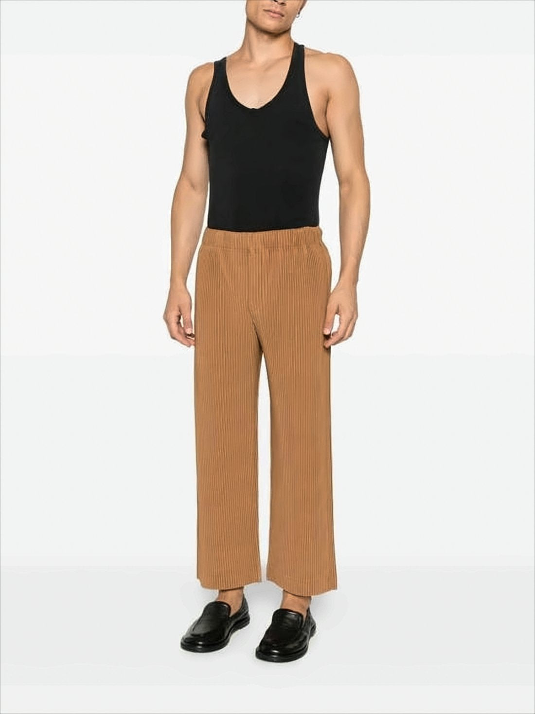 Cropped Wide-Leg Pants with Distinctive Pleated Texture