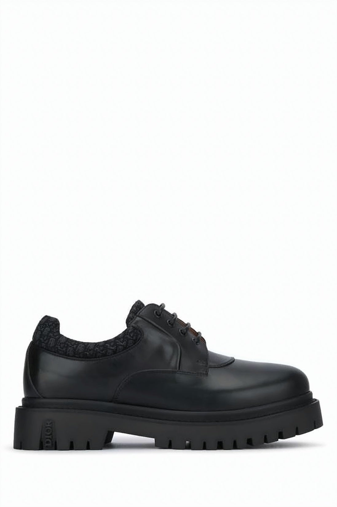Lace-Up Dress Shoes with Textured Fabric Collar
