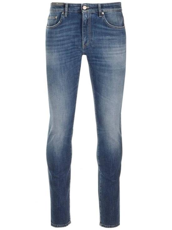 Slim-Fit Denim Pants With Classic Five-Pocket Design And Tapered Leg