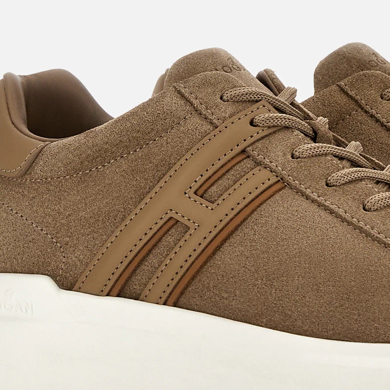 H580 Allacciato H Profilo Sneakers in Beige