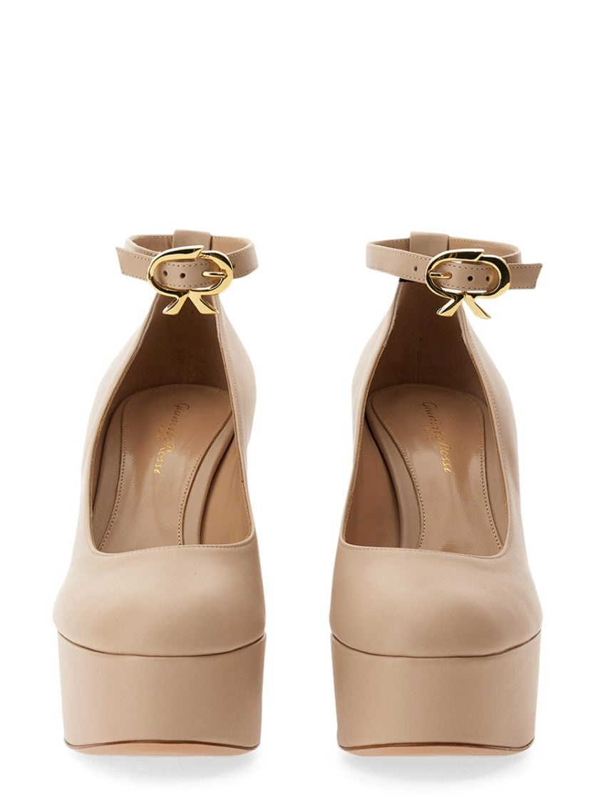 "Manila" Pump