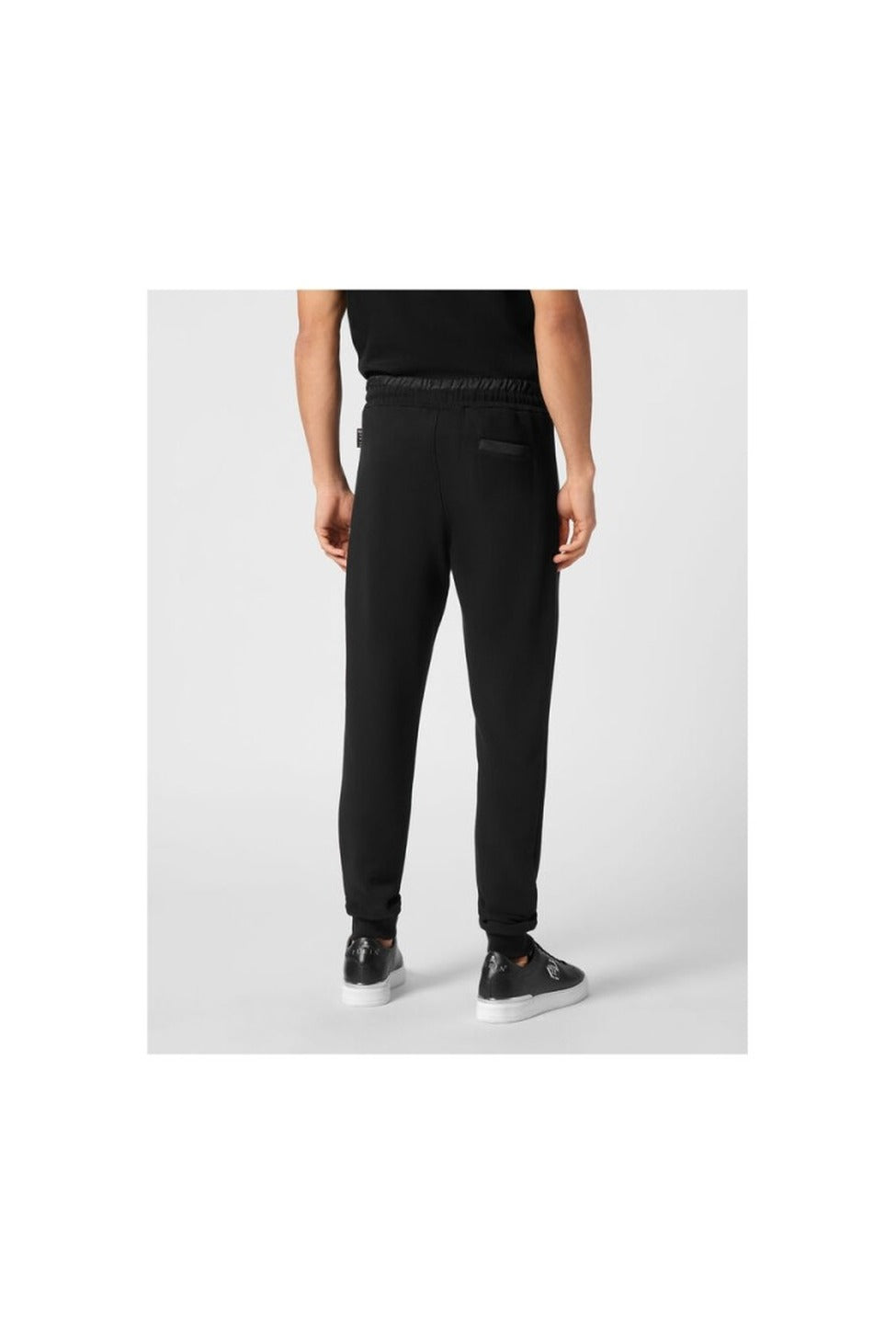 Tailored Fit Black Trousers With Zippered Pockets
