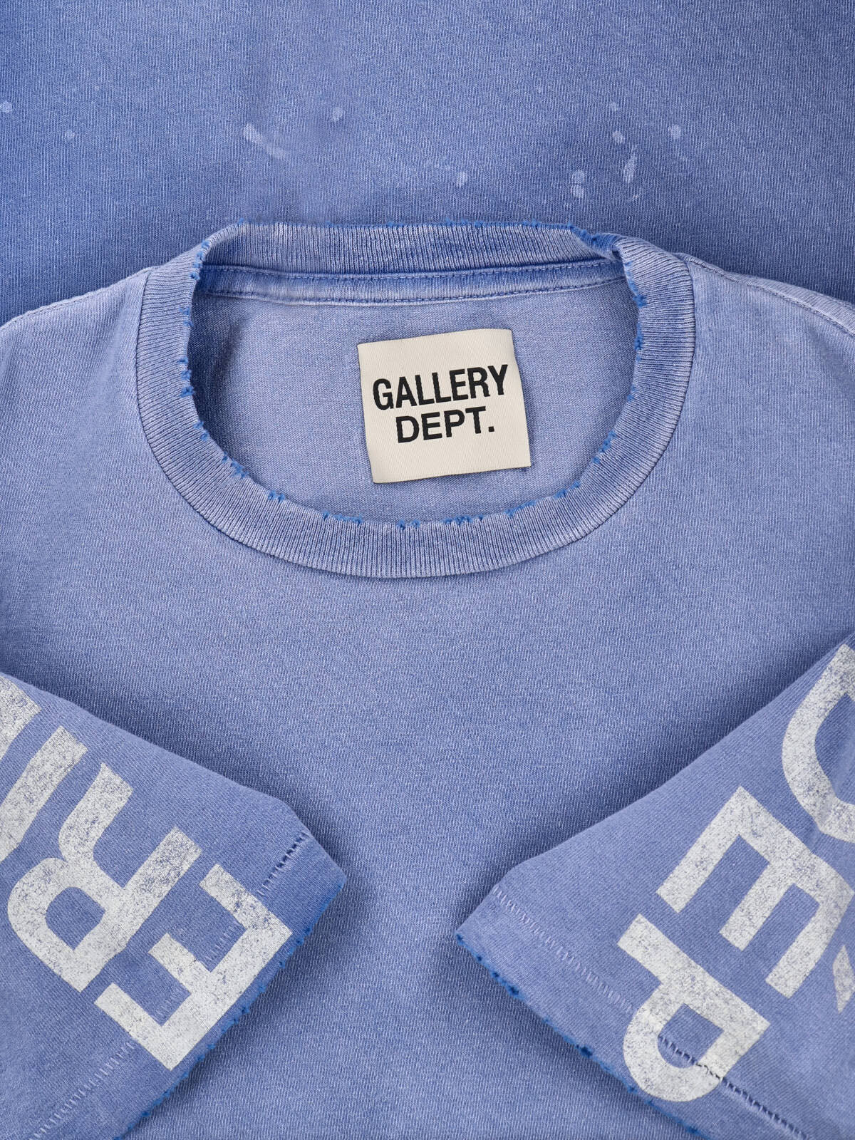 Cropped Short-Sleeved T-Shirt With Distressed Vintage Finish