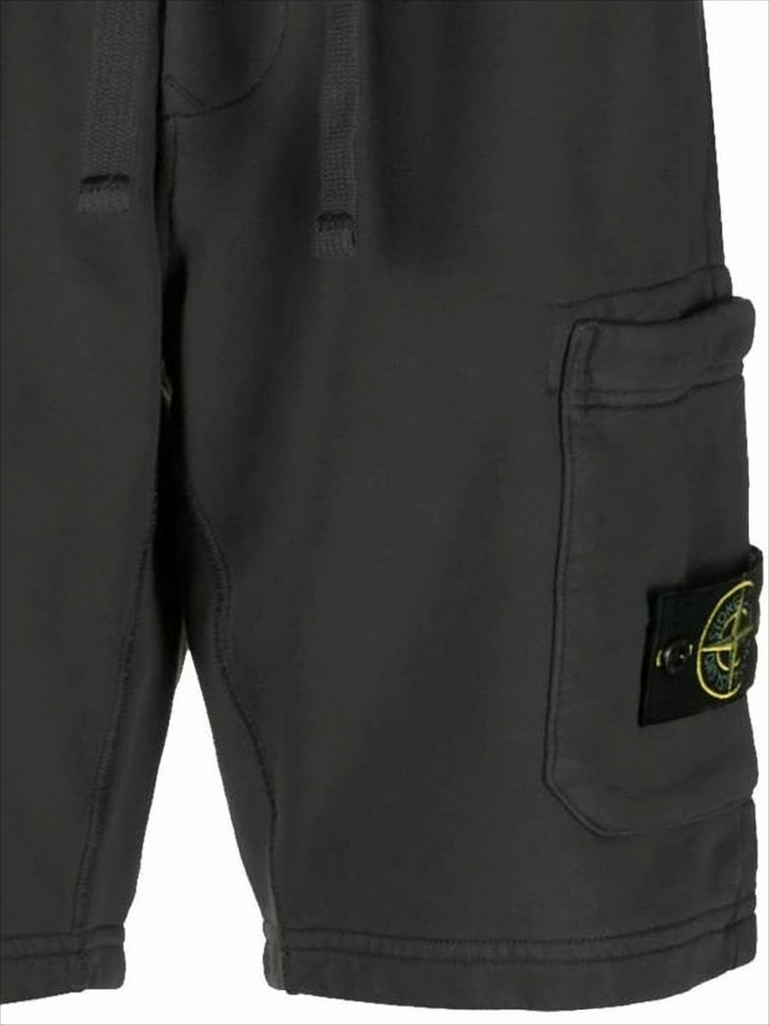 Relaxed Fit Cargo Shorts