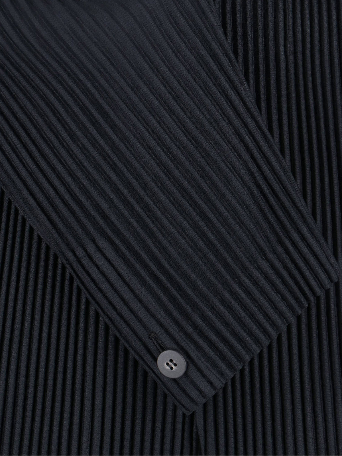 Black Pleated Single-Breasted Blazer