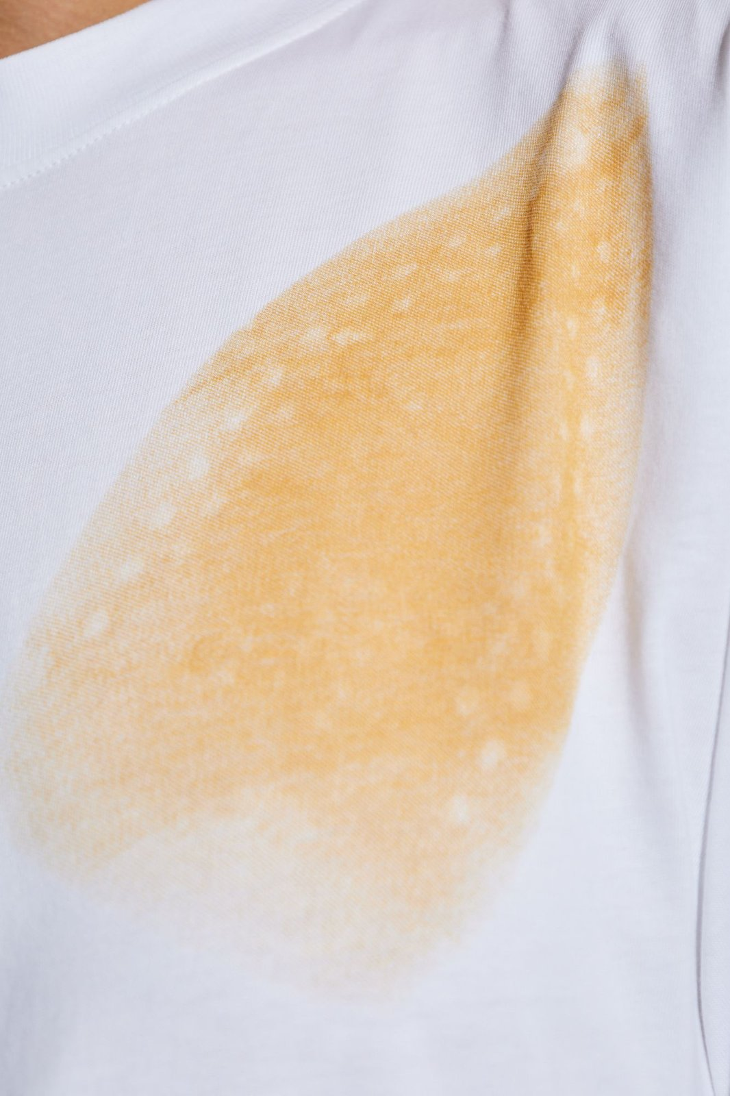 Short-Sleeved T-Shirt with Unique Stain Detail