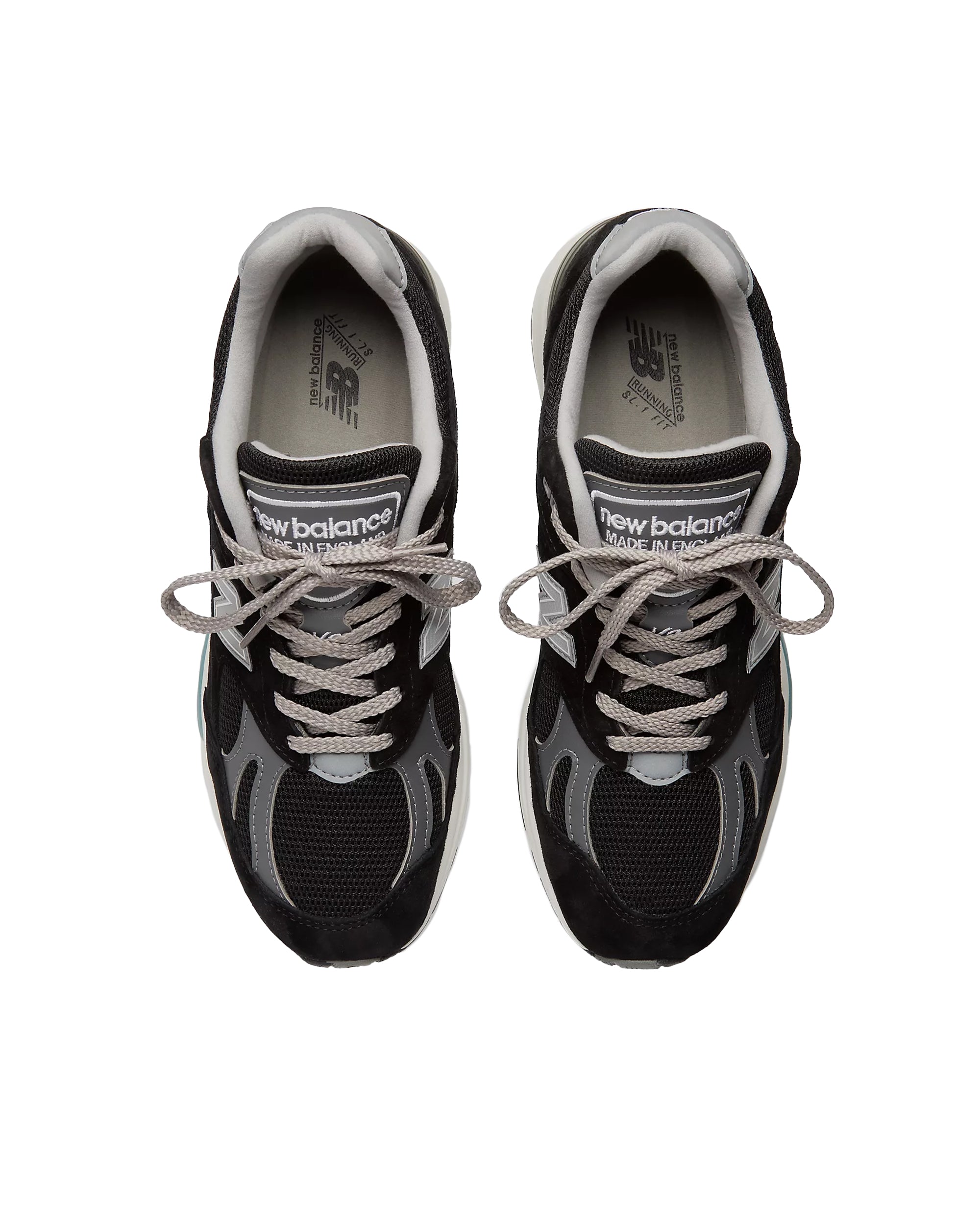 Full-Length Cushioned Sneakers with Reflective Accents