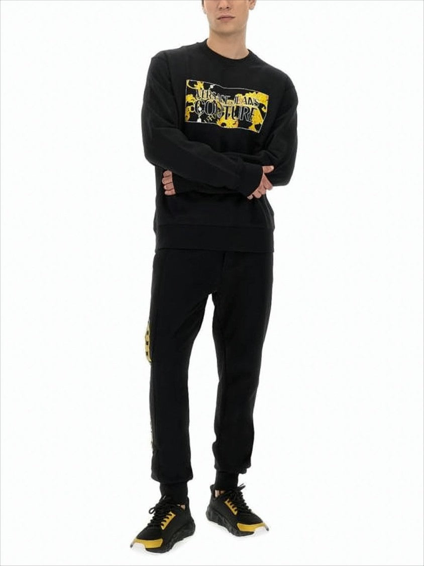 Long-Sleeve T-Shirt with Bold Graphic Print