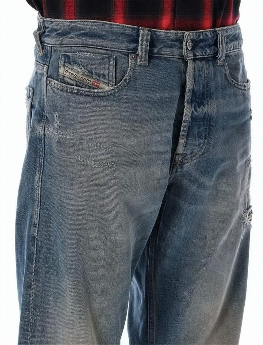 Relaxed Fit Distressed Denim Pants with Vintage Wash