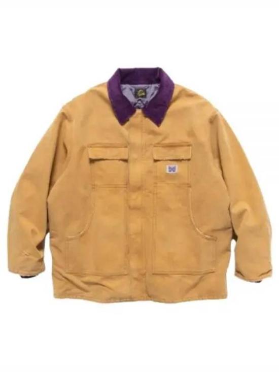 Relaxed Fit Jacket with Contrasting Collar and Pockets
